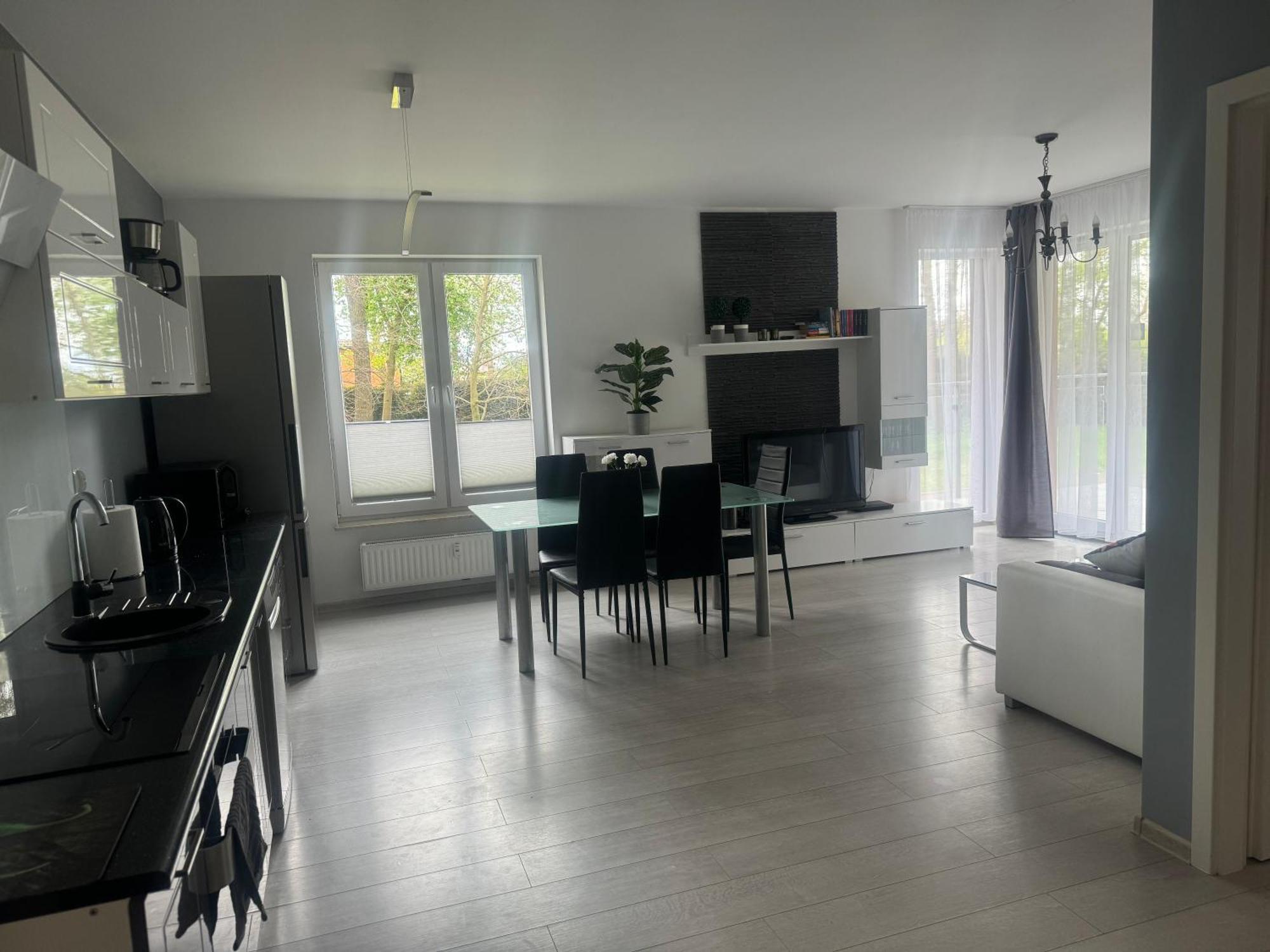 Seaside Bond 007 Apartment Kolobrzeg